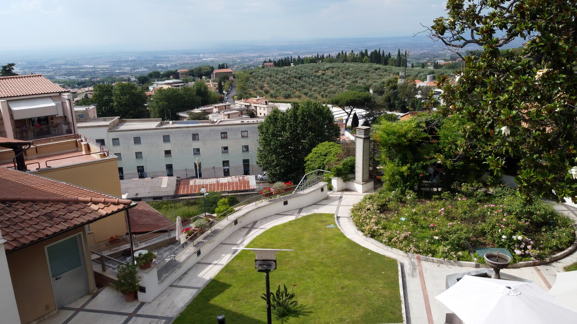 Panoramica esterna della struttura